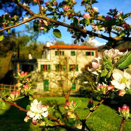 B&B Tre Ponti Castiglione Chiavarese Ngoại thất bức ảnh