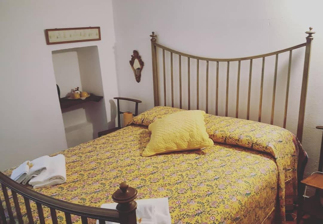B&B Tre Ponti Castiglione Chiavarese Ngoại thất bức ảnh